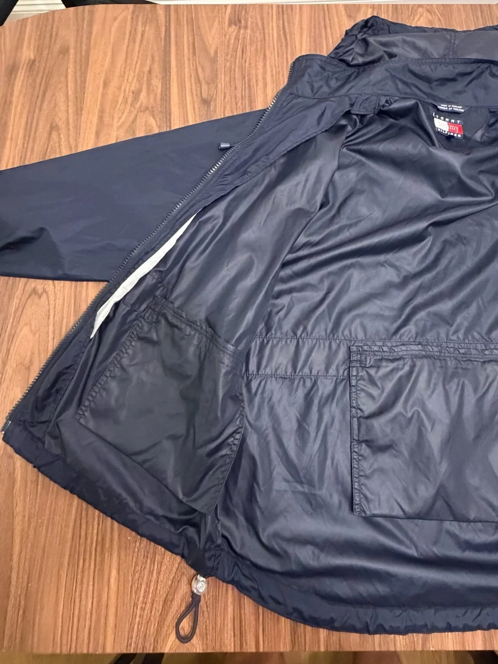 Vintage Tommy Hilfiger Men's Navy Hooded Windbreaker Jacket